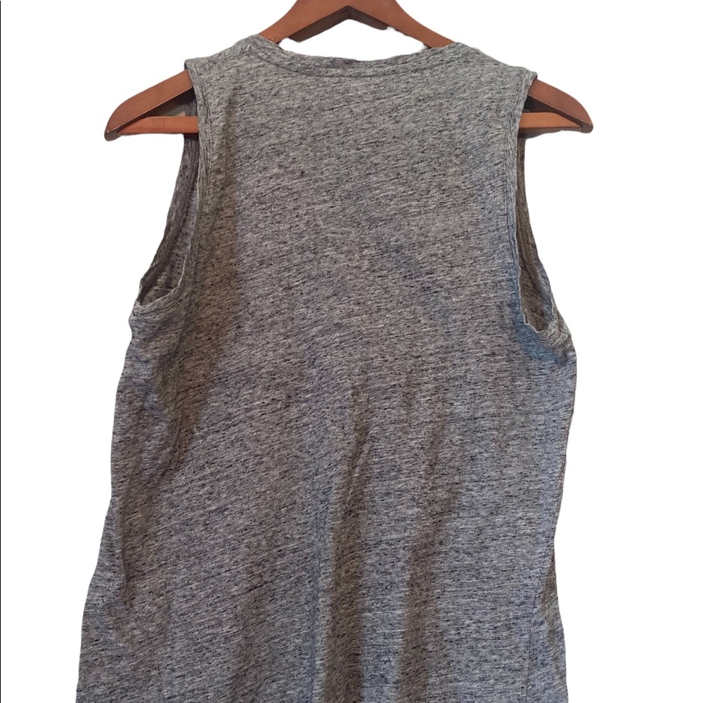 Madewell Sleeveless Gray Tee - Picture 5 of 9